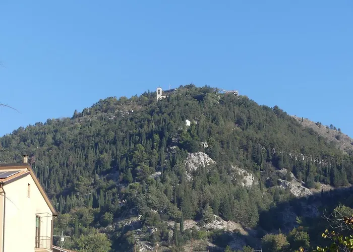 Amadeus Pinolo Apartamento