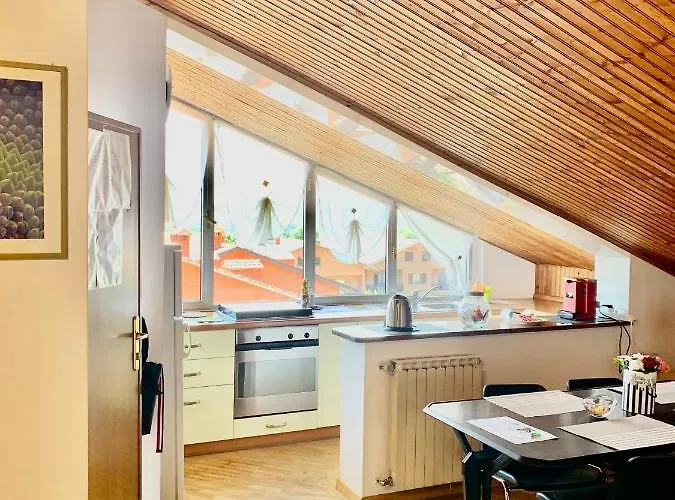 Amadeus Pinolo Apartamento