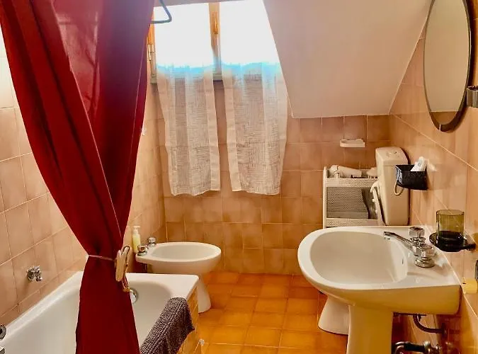 Amadeus Pinolo Apartamento