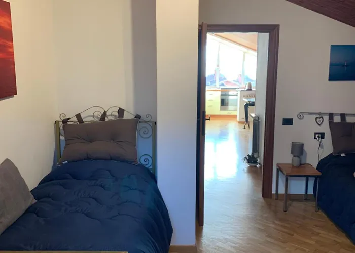 Amadeus Pinolo アパート グッビオ